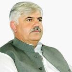 حیدرآباد گردوپیش  پاک سر زمین پارٹی کے صدر انیس قائم خانی نے کہا ہے کہ عوام کے ٹیکس سے سجے ایوان میں براجمان سیاسی جماعتوں کے اقتدار کا مسئلہ ہو تو سارا دن ساری رات اسمبلیوں سے باہر نہیں نکلتے لیکن عوامی اختیارات اور مسائل حل کرنے کی بات ہو تو سالوں سال اسمبلیوں کا رخ نہیں کرتے