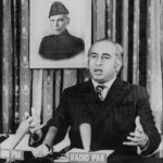 سپریم کورٹ نے سیاسی صورتحال پر لیے گئے از خود نوٹس کی سماعت کا تحریری  حکمنامہ جاری کر دیا ہے ،حکم نامہ میں کہا گیا ہےکہ صدر اور وزیر اعظم کا  جاری کردہ کوئی بھی حکم سپریم کورٹ سے مشروط ہوگا