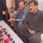 ملک بھر کی طرح حیدرآباد میں بھی 75ویں یوم آزادی کے موقع پر ڈی جی ایچ ڈی اے کے دفتر کے میں ضلعی انتظامیہ کی جانب سے قومی پر چم کشائی کی مرکزی پروقار تقریب کا انعقاد کیا گیا