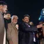 لانگ مارچ  عمران خان نے تمام اسمبلیوں سے نکلنے کا فیصلہ کرلیاہے