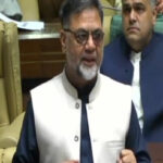 وزیراعلیٰ خیبرپختونخوا کی عمران خان سے ملاقات، اہم امور پر گفتگو